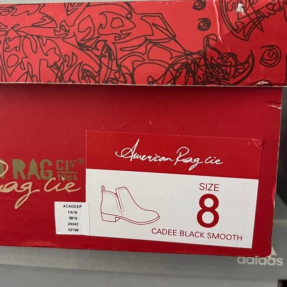 Women’s short black booties boots American Rags 8 cadee NEW NIB - Picture 3 of 7